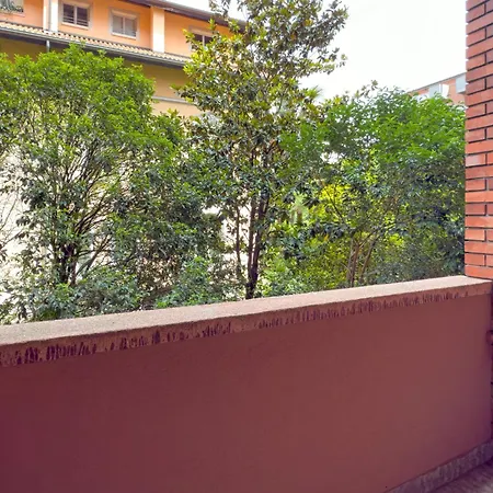 Il Blu Monolocale Contemporaneo E Balcone